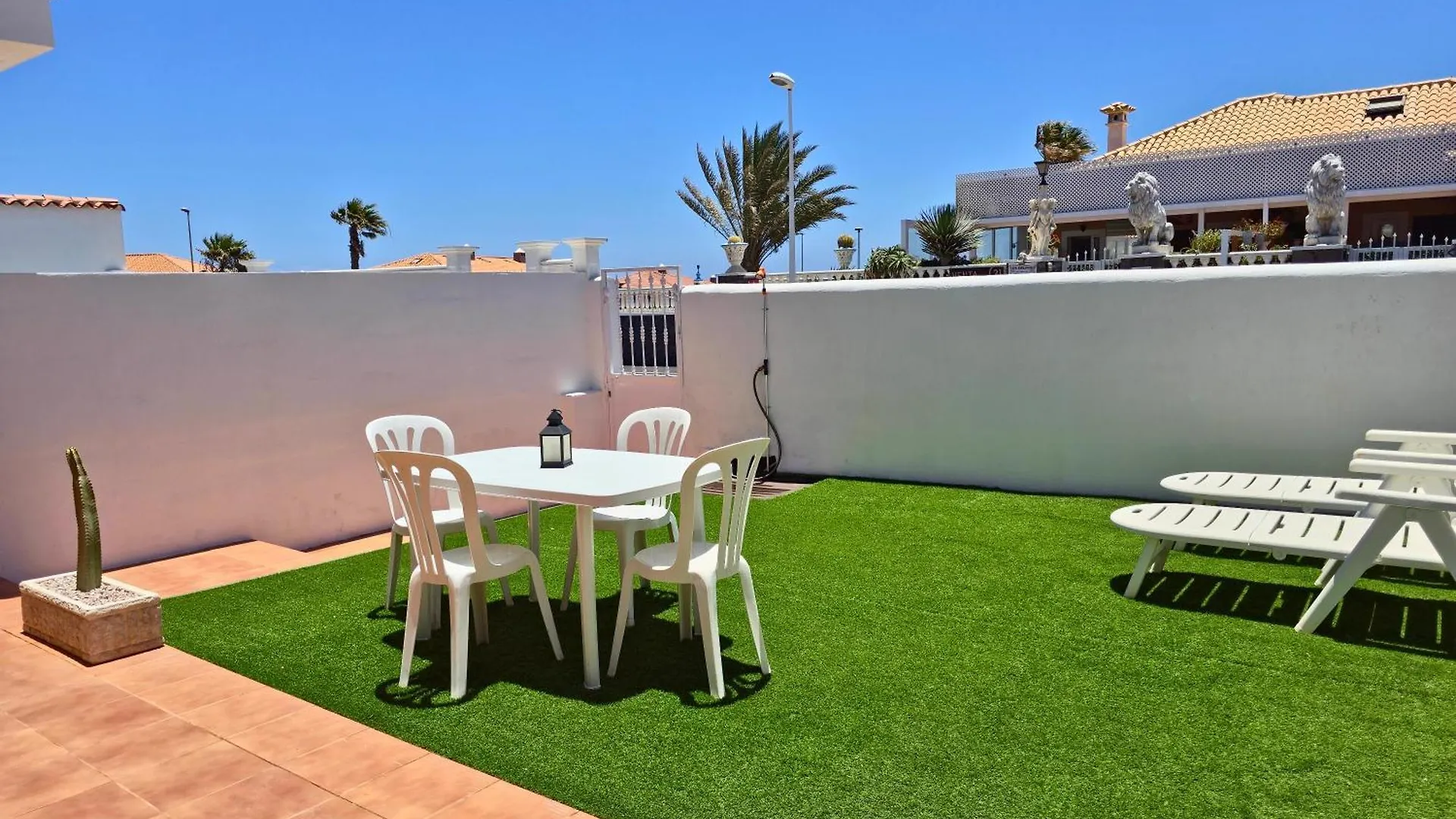 Villa Serena contacts